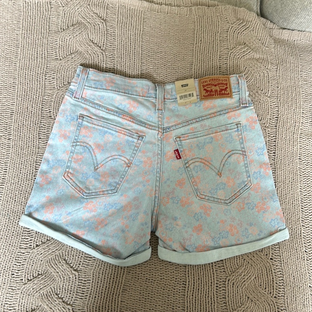 NWT women’s Levi’s 29